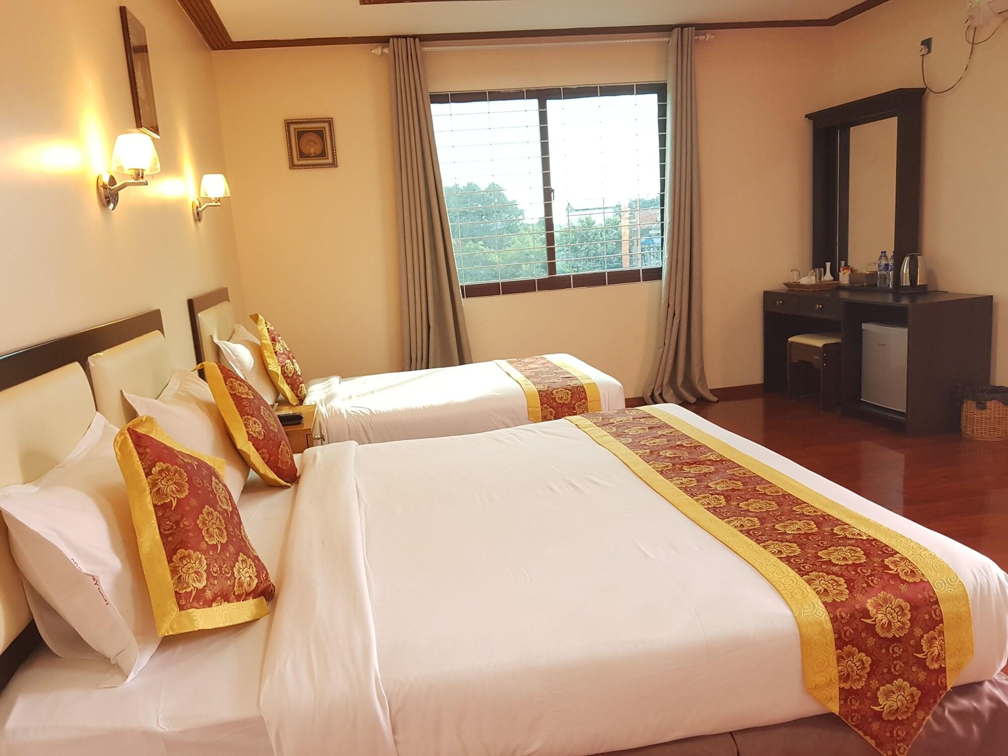 Hotel Yadanar Oo Мандалай Экстерьер фото