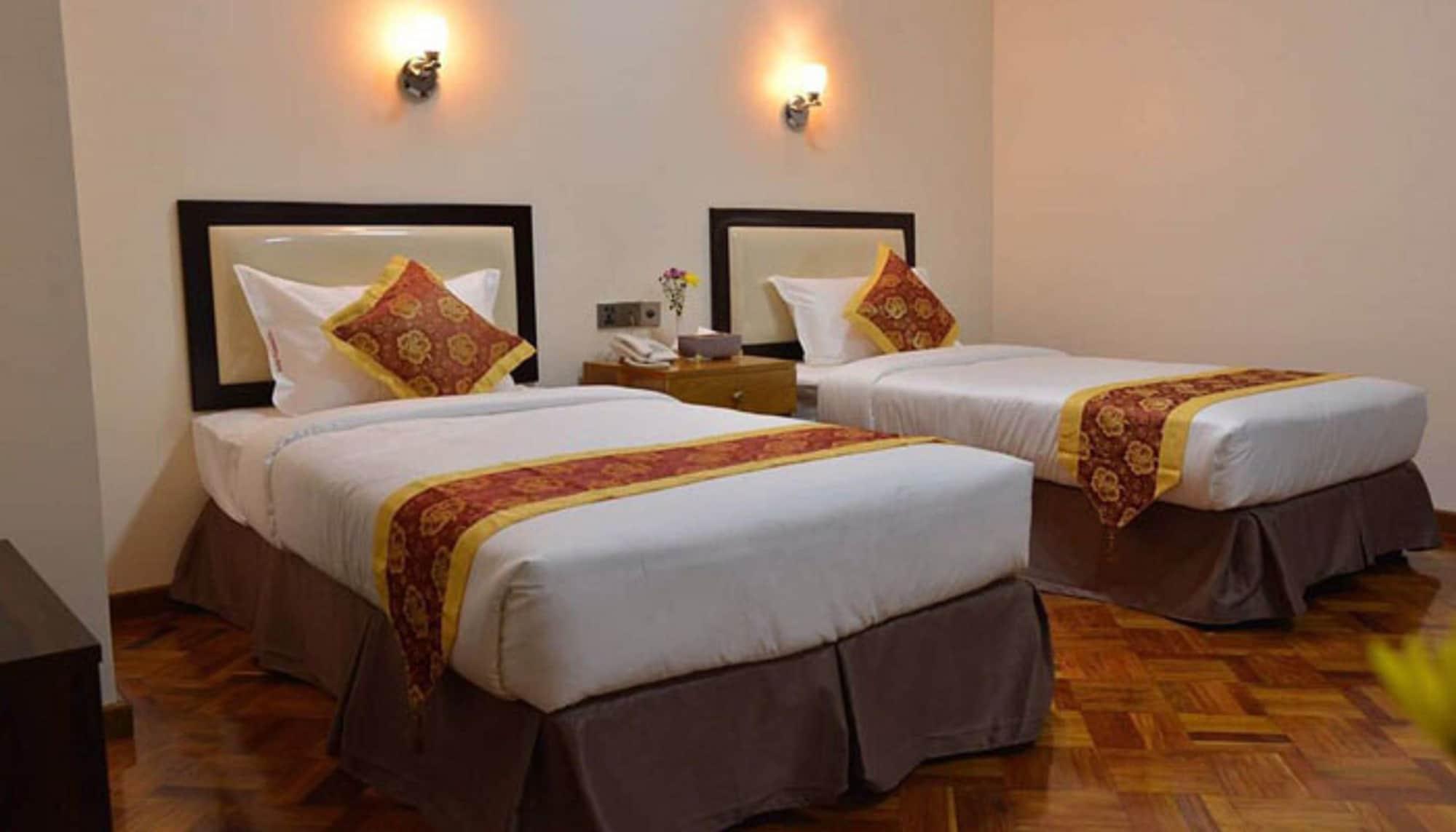 Hotel Yadanar Oo Мандалай Экстерьер фото