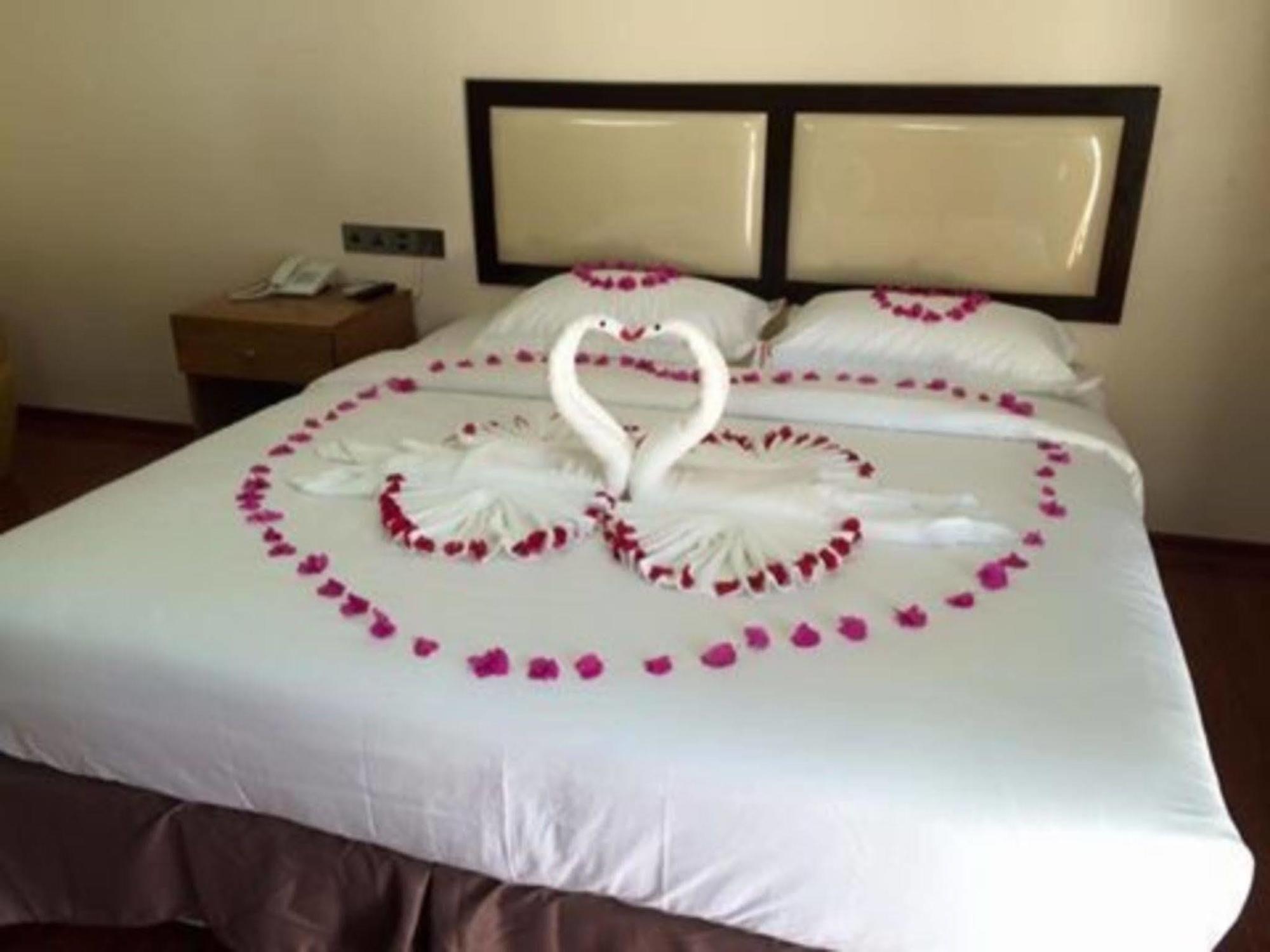 Hotel Yadanar Oo Мандалай Экстерьер фото