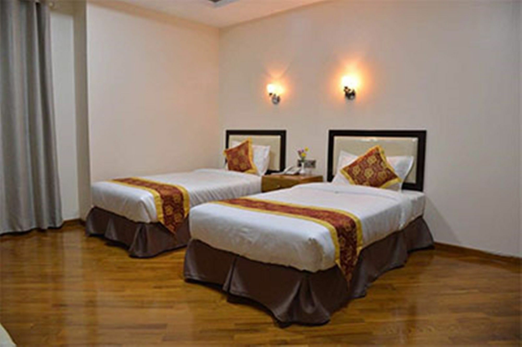 Hotel Yadanar Oo Мандалай Экстерьер фото